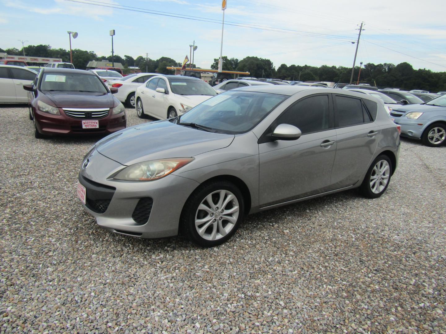 2012 Silver /Gray Mazda MAZDA3 (JM1BL1L77C1) , located at 15016 S Hwy 231, Midland City, AL, 36350, (334) 983-3001, 31.306210, -85.495277 - Photo#2